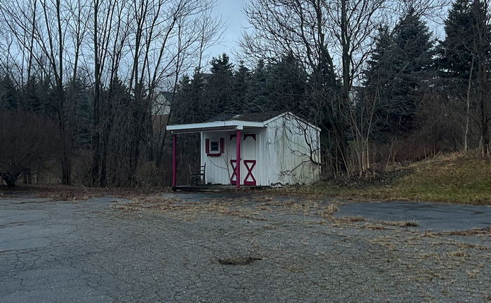 Coffee Express (Sandys Coffee Spot) - January 17 2023 Photo (newer photo)